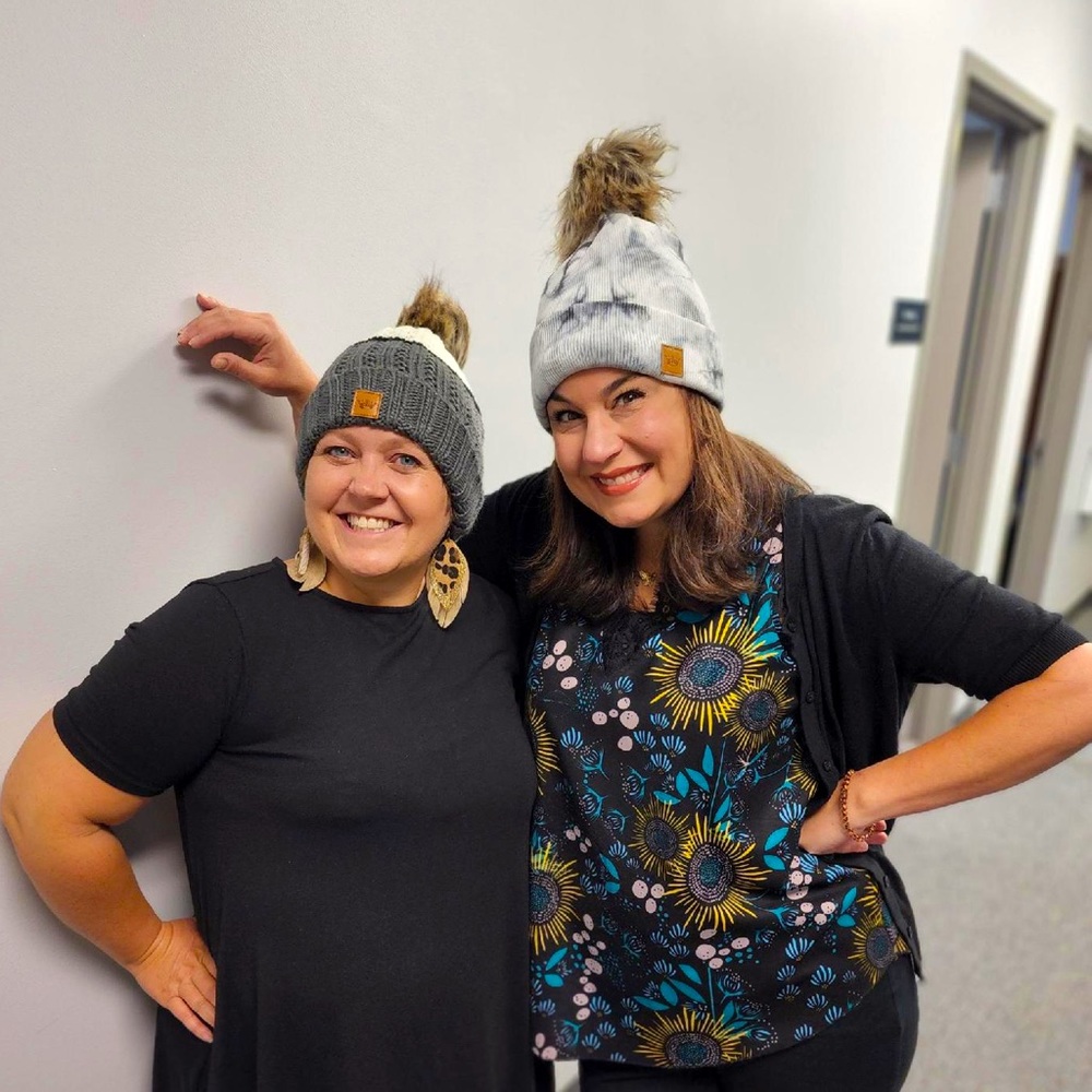 💕WHEN YOUR WORK FRIENDS AND FAMILY SUPPORT YOUR SIDE HUSTLE 💕